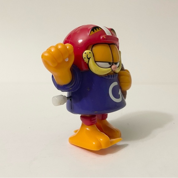Vintage 1999 Garfield Football Wind-Up Toy - Picture 3 of 13